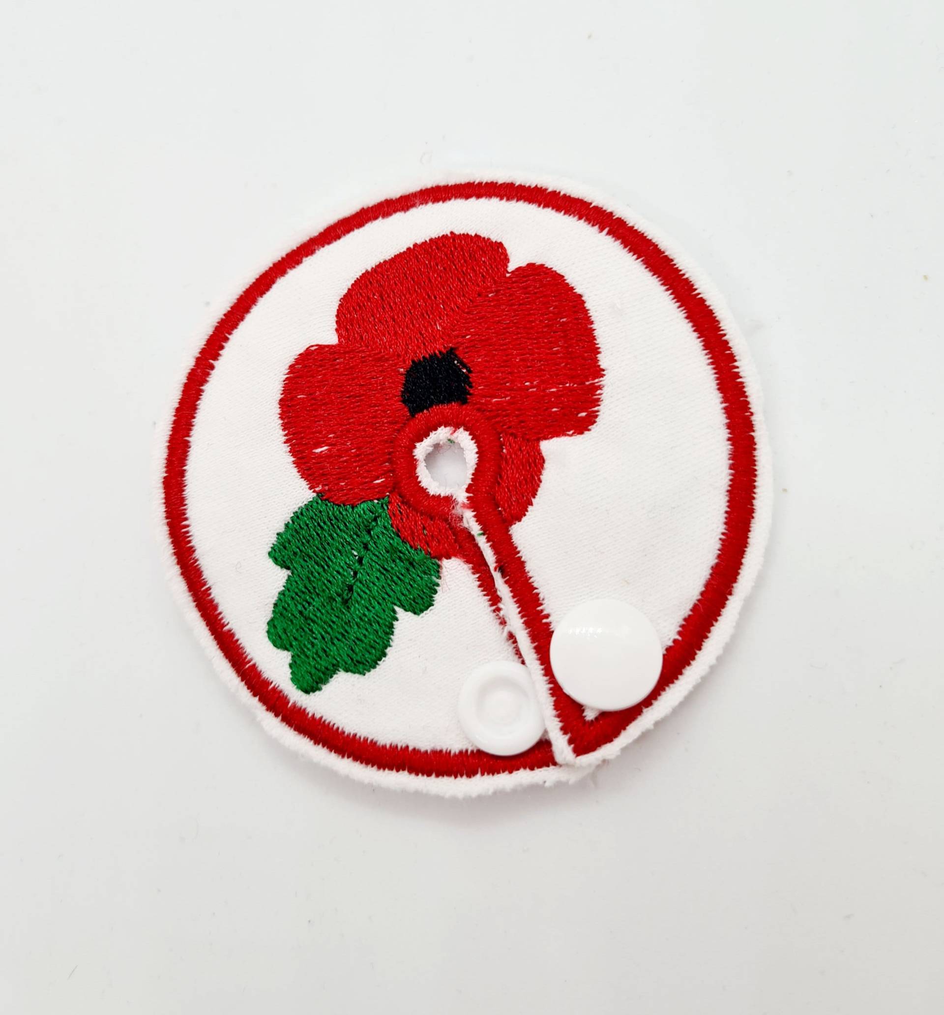 Poppy - Remembrance Day Peg Tube Cover Gtube Pads Tubie Life Und Mic-Key Button Bestickte Heringe Futter Poppy - Remembrance Day Peg Tube Cover Gtube Pads Tubie Life Und Mic-Key Button Bestickte Heringe Futter von Etsy - BlossomandBest