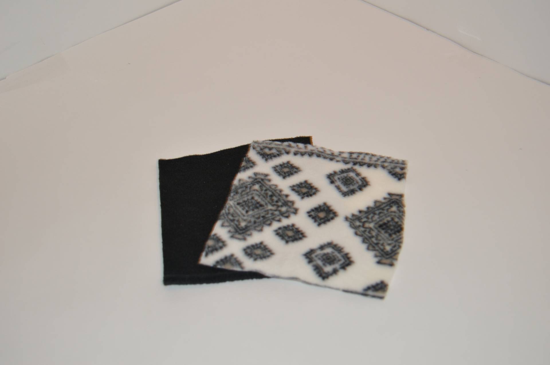 Hand Wärmer Und Körper Wärmer/Cold-Pack - Gefüllt Mit Reis Aztec Muster/Schwarz Fleece Hand Wärmer Und Körper Wärmer/Cold-Pack - Gefüllt Mit Reis Aztec Muster/Schwarz Fleece von Etsy - BlueFingeredBeauty