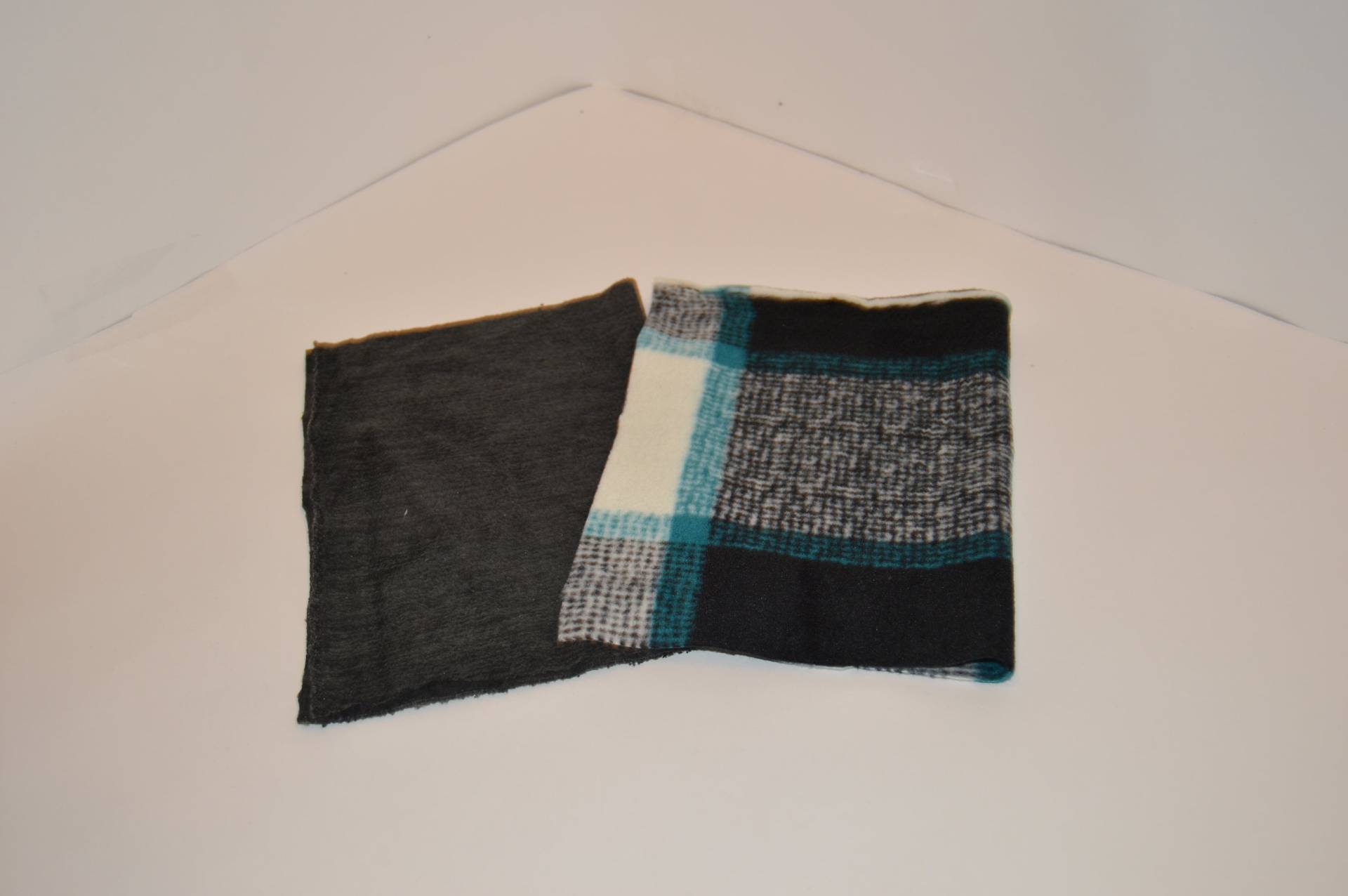 Hand Wärmer Und Körper Wärmer/Cold-Pack - Gefüllt Mit Reis Blau-Creme-Schwarz Kariert/Dunkel Grau Fleece Hand Wärmer Und Körper Wärmer/Cold-Pack - Gefüllt Mit Reis Blau-Creme-Schwarz Kariert/Dunkel Grau Fleece von Etsy - BlueFingeredBeauty