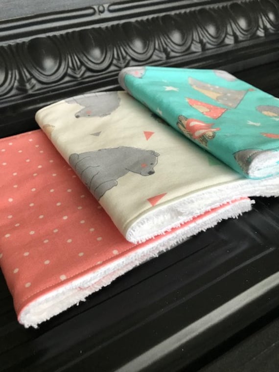 Baby Spucktücher 3Er Set, Geschenk, Petrol Shower, Koralle Kinderzimmer Dekor, Neugeborene Spucktücher, Lätzchen Und Spucktuch von Etsy - BlueSnowmanQuilts