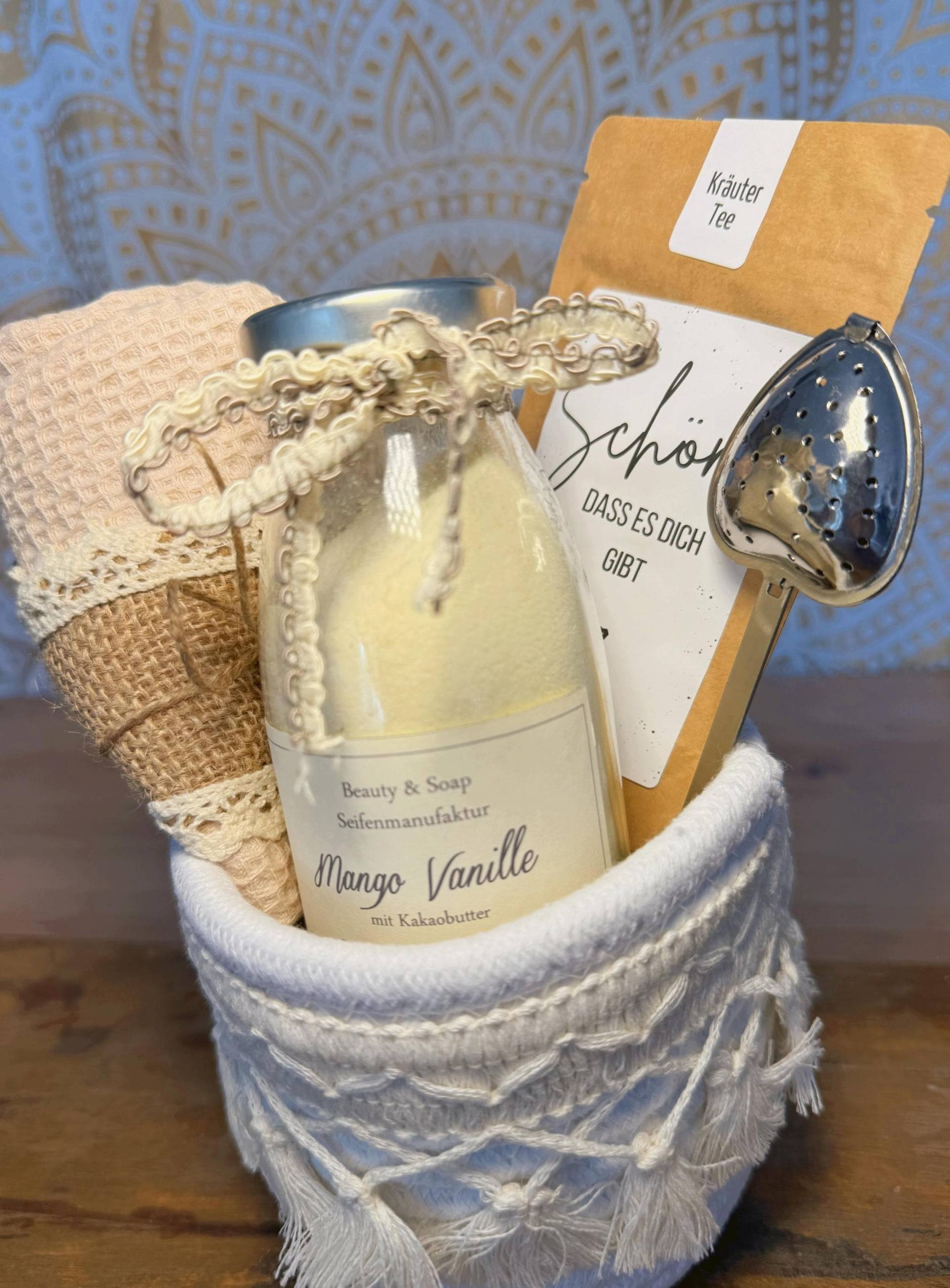 Boho Geschenkset Mit Buttermilchbad Mango-Vanille, Tee & Handtuch - Wellness Geschenk Für Frauen Zu Weihnachten, Geburtstag Oder Selfcare von Etsy - BoJaLiStore