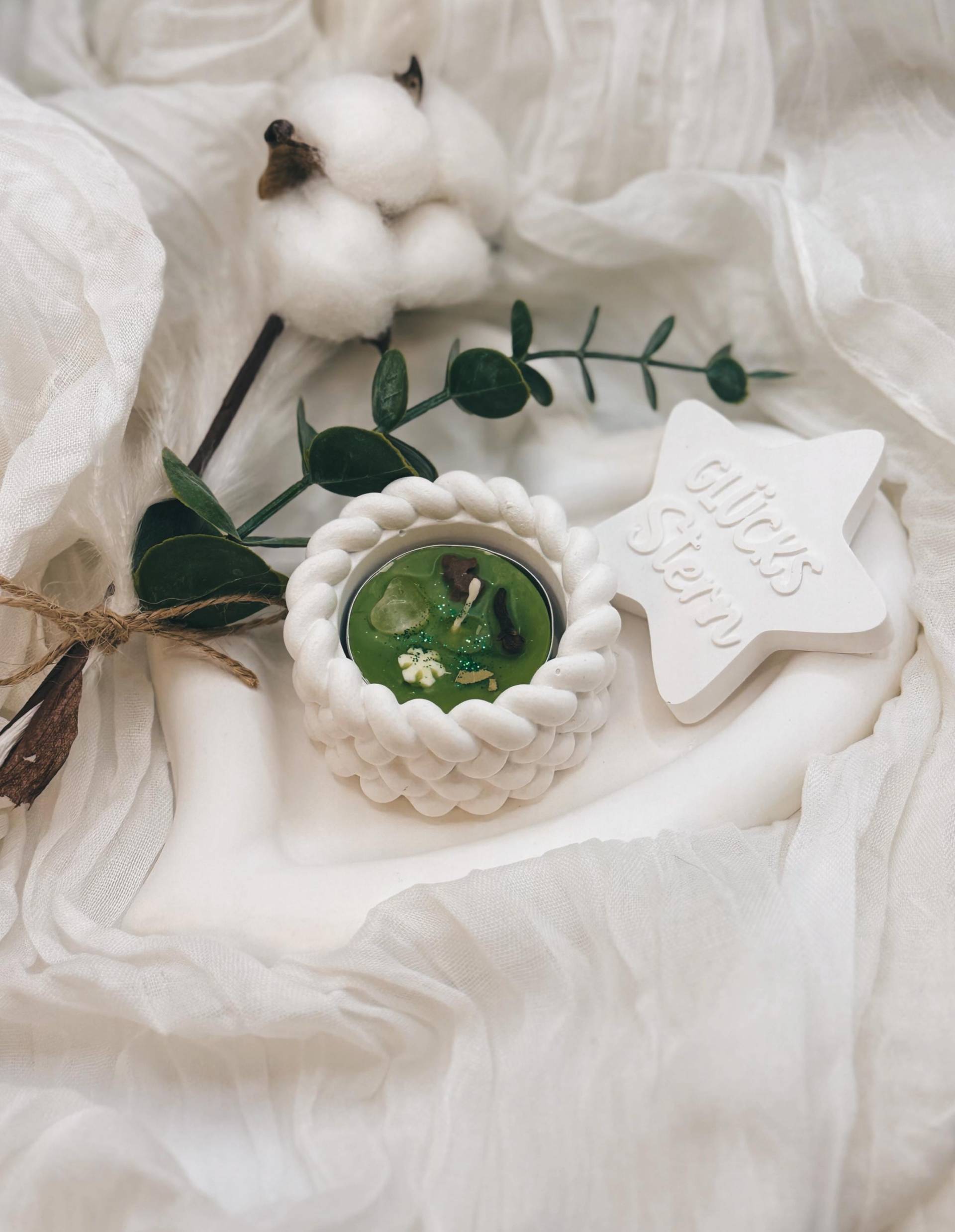 Gips Herzschale Set Mit Rituallicht | Weihnachtszauber Geschenkset Duftlicht, Deko, Trockenblumen Handmade Boho Geschenk von Etsy - BoJaLiStore