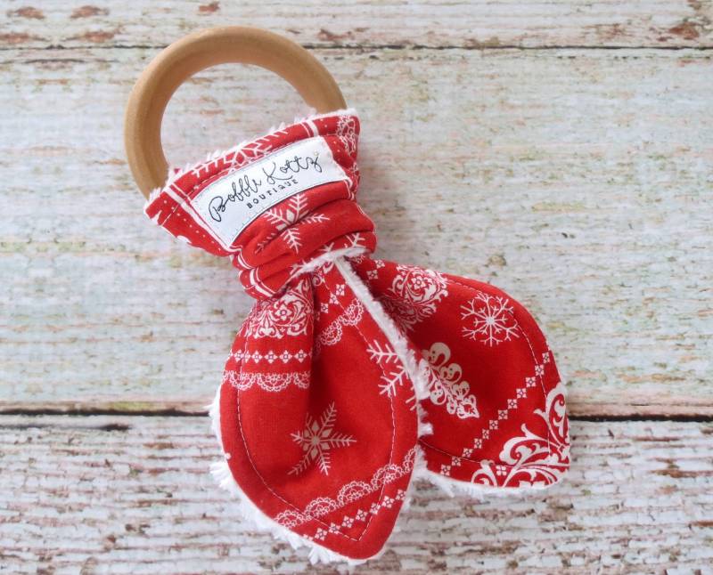 Baby Beißringe - Beißspielzeug Aus Holz Beißring Babystopf von Etsy - BobbleKottzBoutique