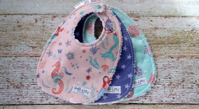 Baby Lätzchen - Mädchen Sea Life Set Rosa Meerjungfrau Lila Seestern Aqua Schildkröte Chenille Baby-Dusche-Geschenk von Etsy - BobbleKottzBoutique