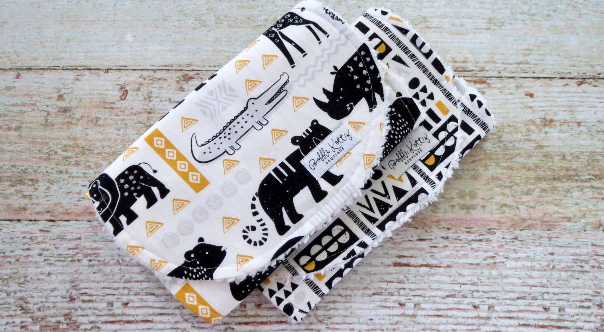 Burp Tücher - Baby Boy Safarai Tier Schwarz Gold Hieroglyphen Burp Tücher - Baby Boy Safarai Tier Schwarz Gold Hieroglyphen von Etsy - BobbleKottzBoutique