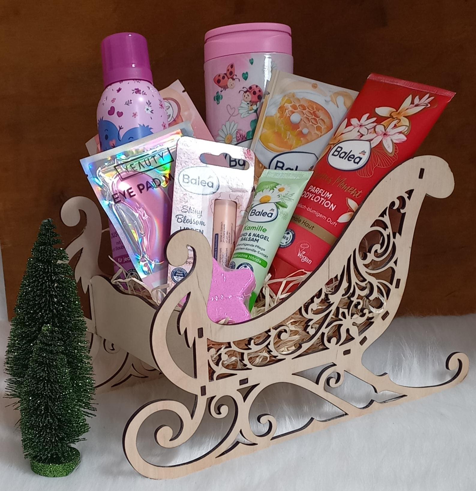 Beautybox, Geschenkbox, Wellnessbox, Weihnachtsschlitten Für Frauen, Personalisierbar von Etsy - BodaLaserdeko