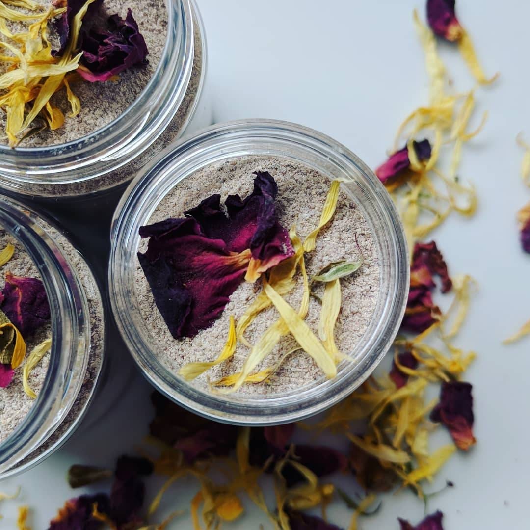 Flower Power Gesicht Peeling, Bio-Hautpflege, Reinigenkörner, Zucker Essen, Grausamkeit Freie Schönheit von Etsy - BodyBeeWell