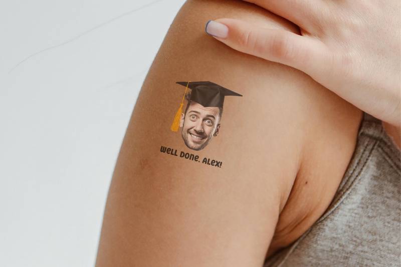 Custom Face Graduation Cap Temporary Tattoos | Personalized Grad Decals Custom Face Graduation Cap Temporary Tattoos | Personalized Grad Decals von Etsy - BohemeDeFleur