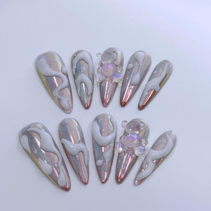 Aurora Cute Bear Press On Nails | Handmade Iridescent Nail Set With 3D Charms Kawaii Pink Glittery Art von Etsy - BohmBum