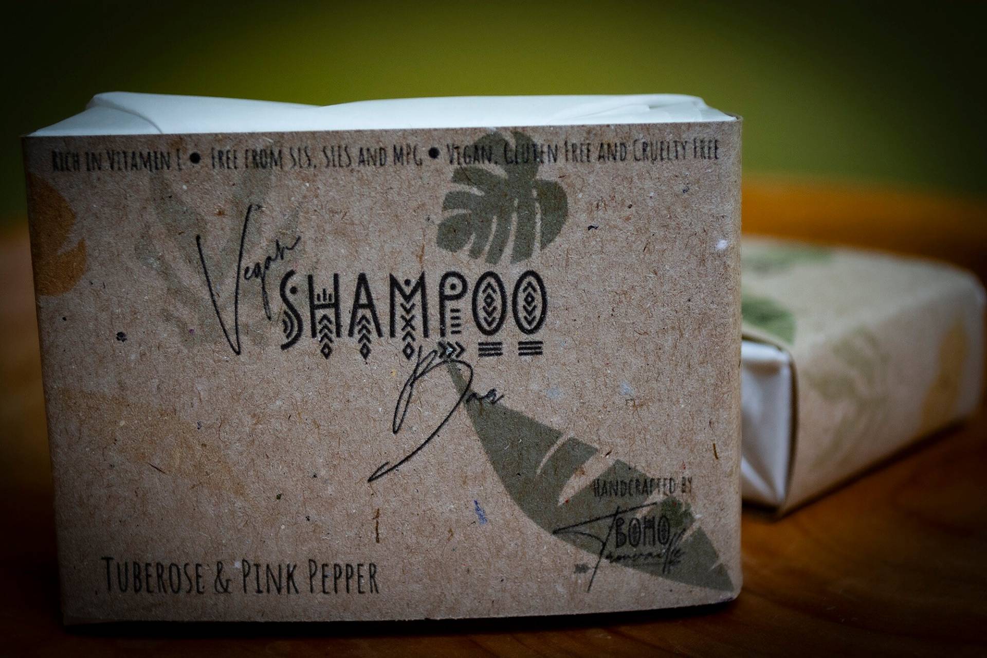 Handgemachte Vegane Hair/Dreadlock Shampoo Bar Mit Tuberose Und Rosa Pfeffer von Etsy - BohoTrouvaille