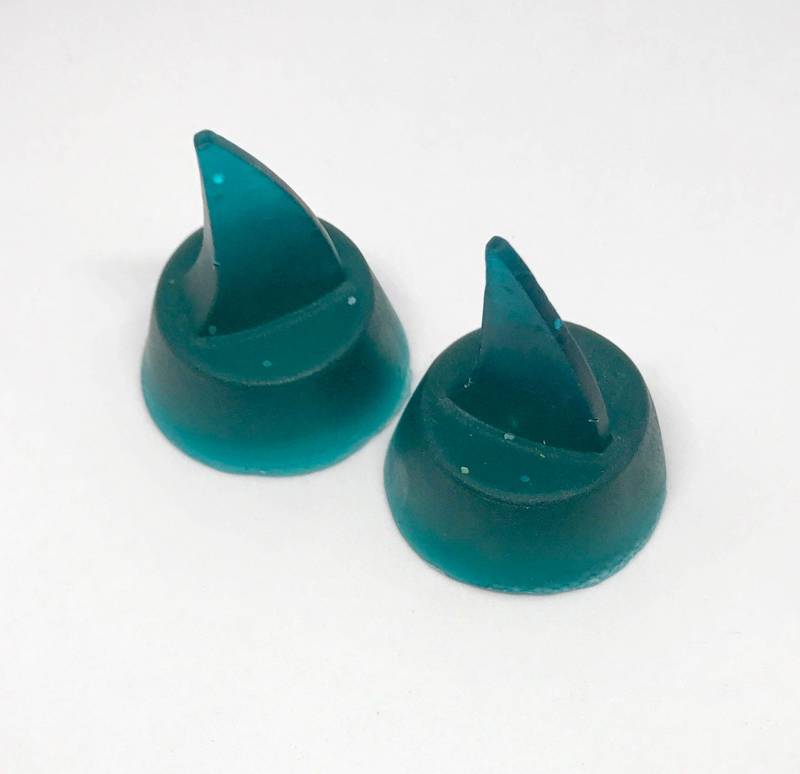 Set Aus 2 Mini Shark Fin Glycerinseife - Blau Und Glitter Hai Seife Gastgeschenke Haie Kinder-Badezimmer Kleingeschenk von Etsy - BombPopBoutique