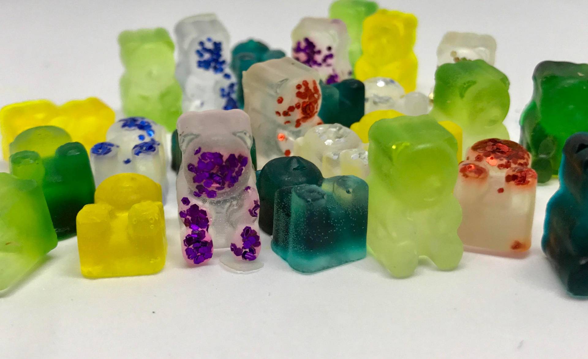 Set Von 25 Mini Gummibär Seifen - Gummi Party Gastgeschenke Gummibärchen Geschenk Für Kinder Teen Candy Soap Glitzer Und Krawatten Färben Set Von 25 Mini Gummibär Seifen - Gummi Party Gastgeschenke Gummibärchen Geschenk Für Kinder Teen Candy Soap Glitzer Und Krawatten Färben von Etsy - BombPopBoutique