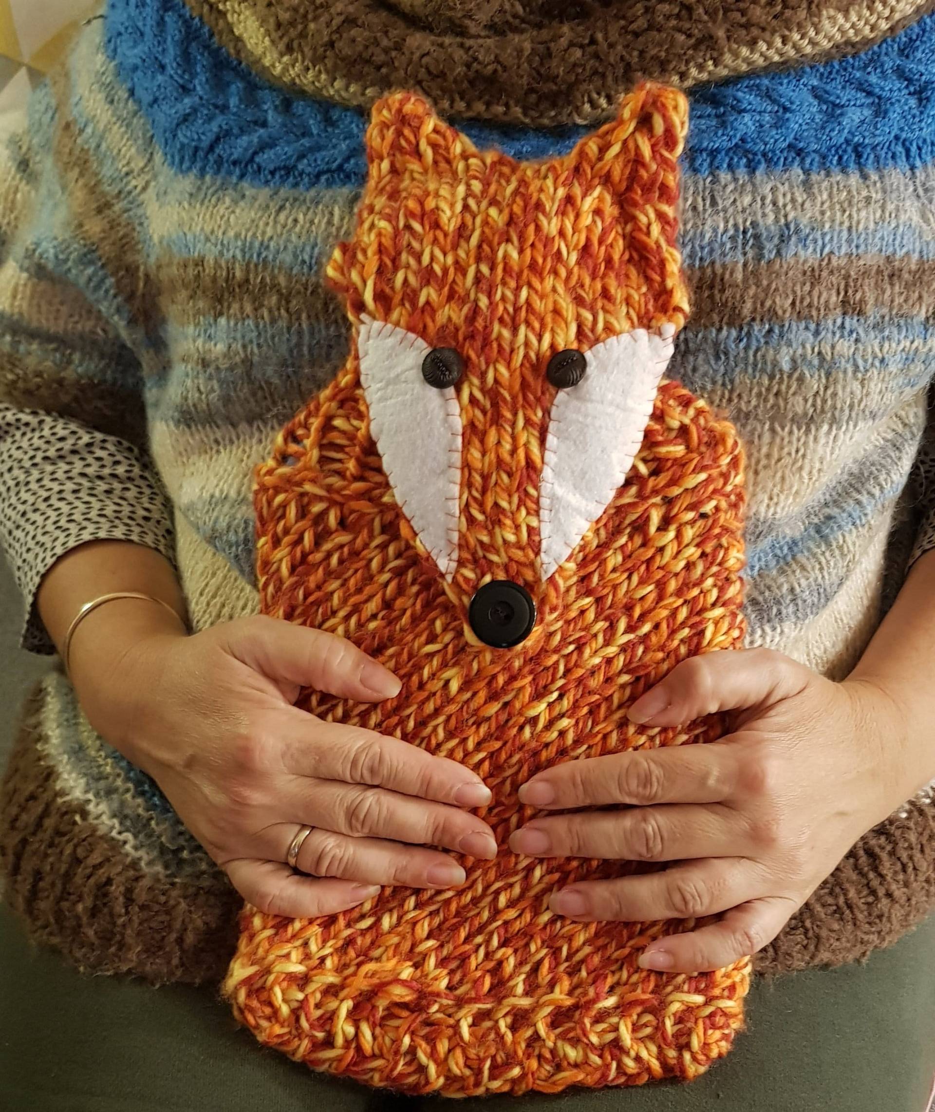Handgestricktes Tier Fuchs Design Wärmflaschen Set - 2 Liter Gummiflasche Und Wollwärmer | Perfektes Geschenk Handgefertigt Handgestricktes Tier Fuchs Design Wärmflaschen Set - 2 Liter Gummiflasche Und Wollwärmer | Perfektes Geschenk Handgefertigt von Etsy - Bonbonet