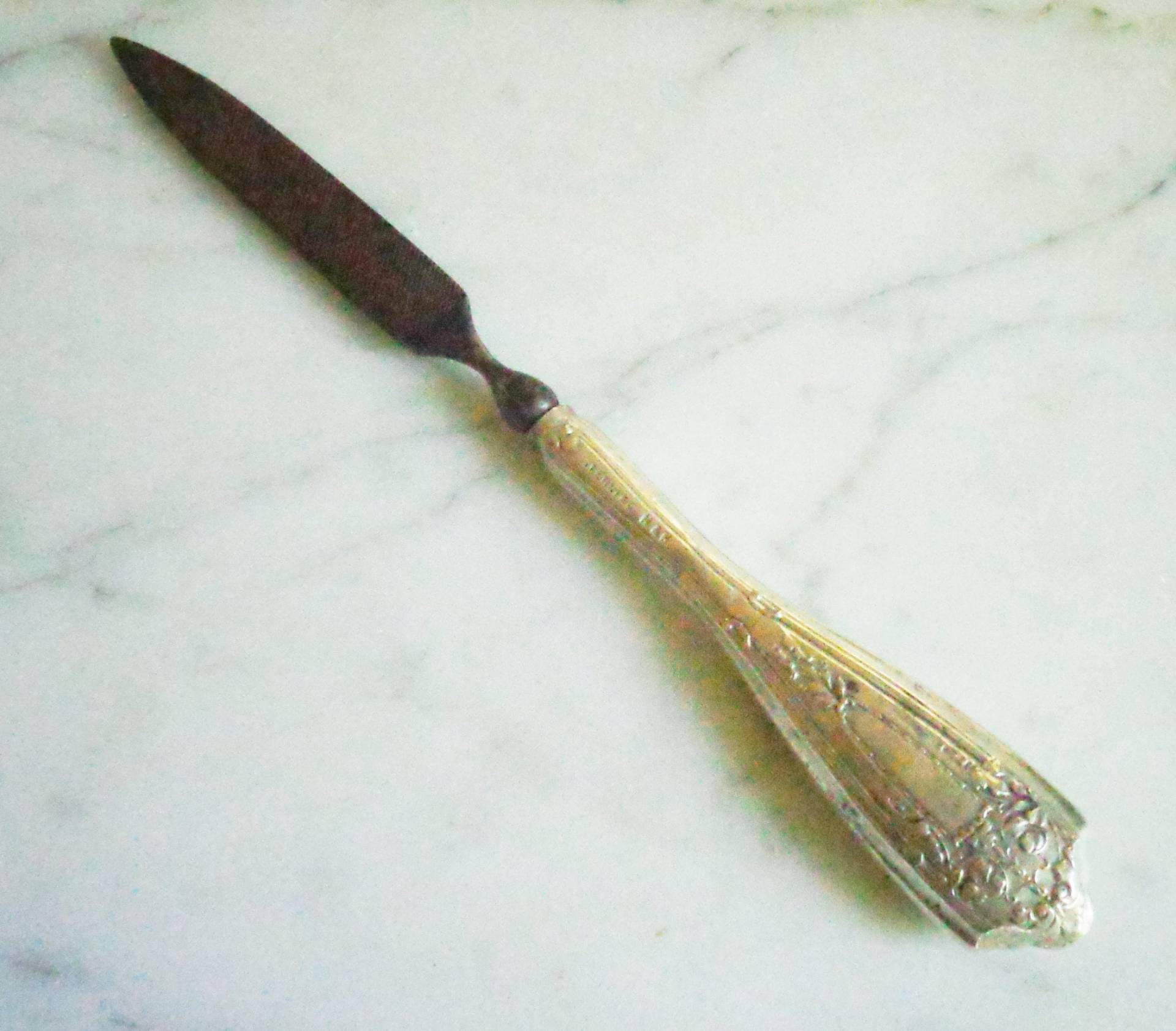 Antike Sterling Silber Griff Nagelfeile, Vintage Eitelkeitsstück Signiert "Sterling H & H" Antike Sterling Silber Griff Nagelfeile, Vintage Eitelkeitsstück Signiert "Sterling H & H" von Etsy - BooksShop