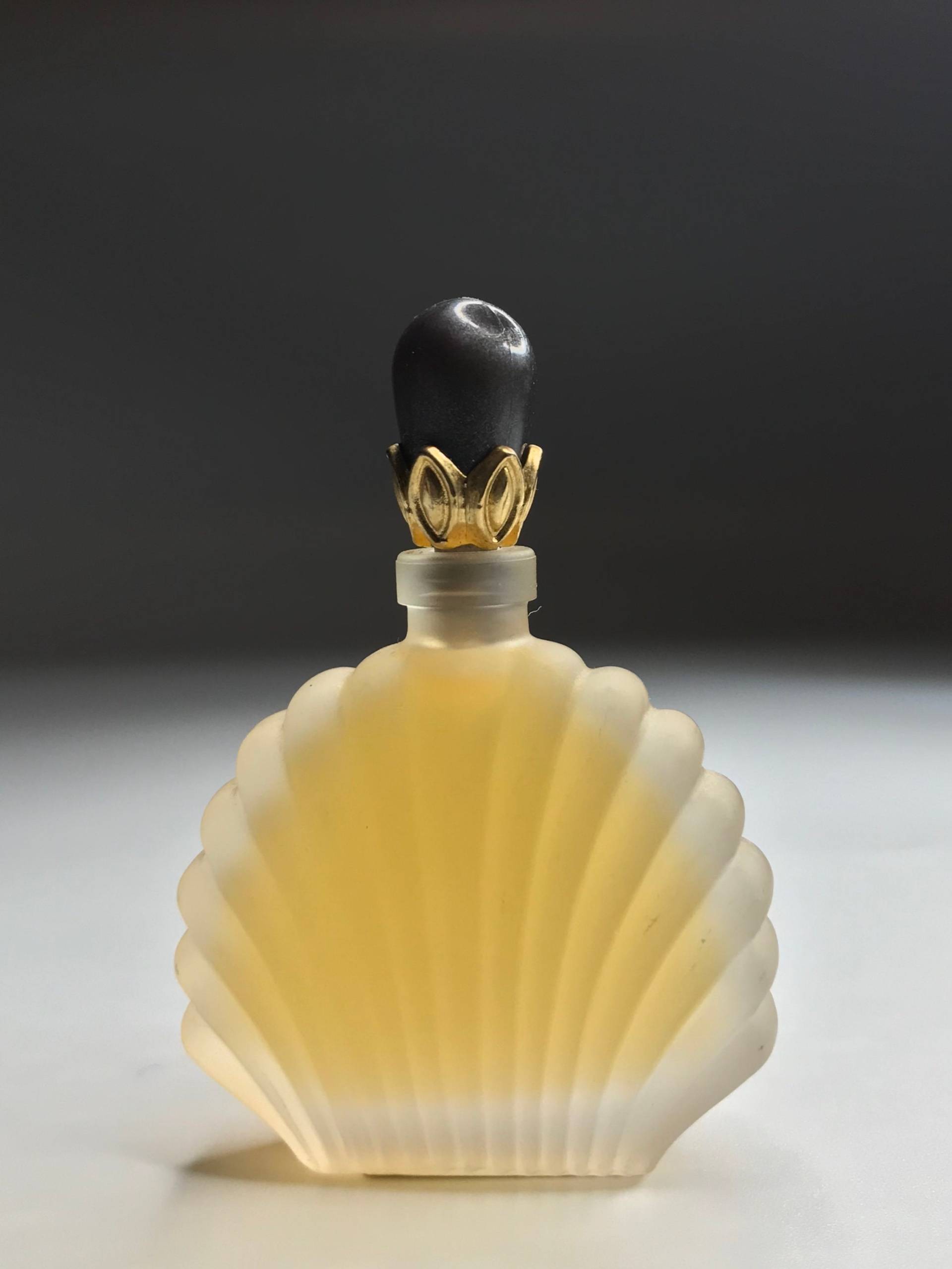 Elizabeth Taylor Black Pearls Eau De Parfum 3.7Ml Miniatur Edp Rare Vintage von Etsy - Bouquetsofsweets