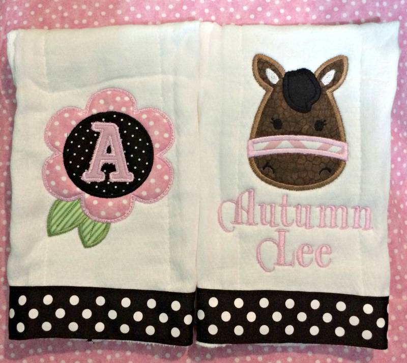 Benutzerdefinierte Applizierte Pferd Spucktücher von Etsy - BoutiqfullyYours