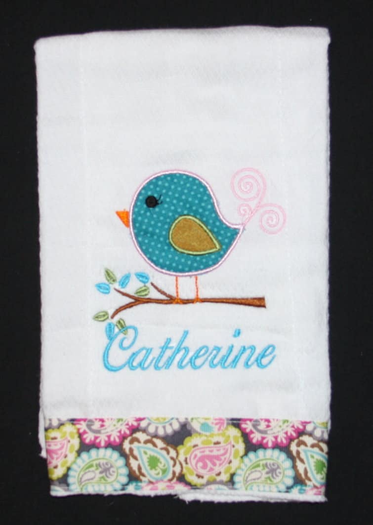Custom Appliziert Vintage Birdie Spucktuch von Etsy - BoutiqfullyYours