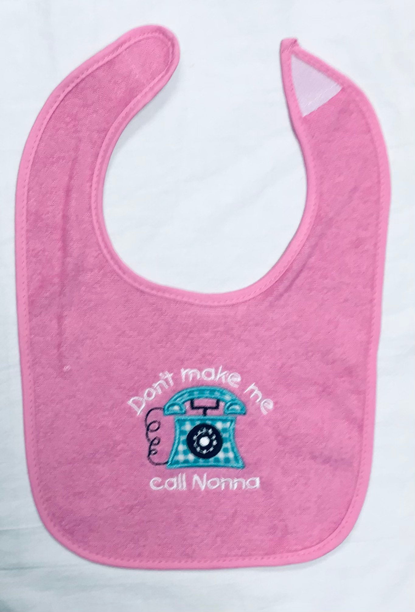 Lassen Sie Mich Nicht Nennen Nonna Benutzerdefinierte Appliqued Lätzchen von Etsy - BoutiqfullyYours