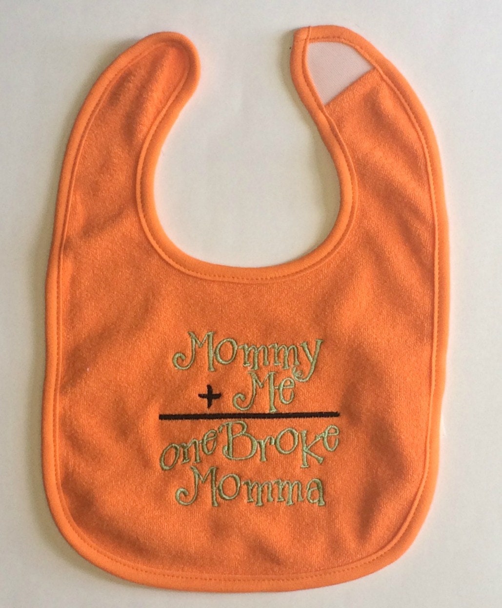 Mama + Ich = Ein Broke Daddy Bestickt Lätzchen von Etsy - BoutiqfullyYours