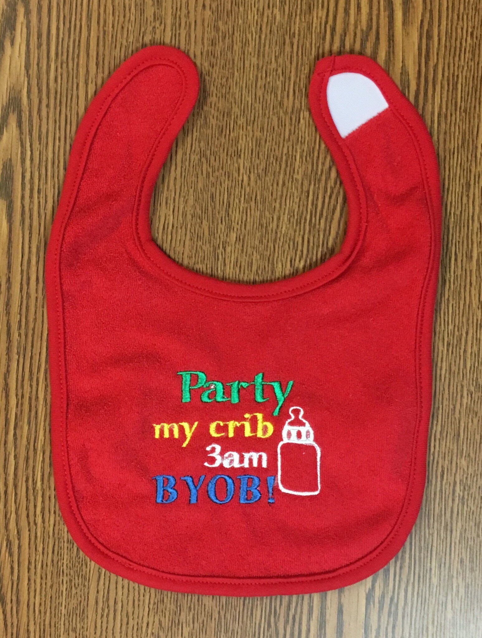 Party Meine Krippe 3 Am Byob Gesticktes Lätzchen von Etsy - BoutiqfullyYours