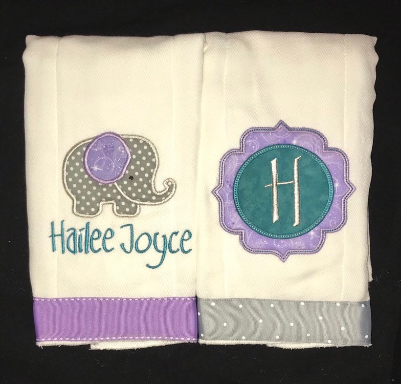 Personalisiertes Spucktuch Mit Elefanten Applikation von Etsy - BoutiqfullyYours