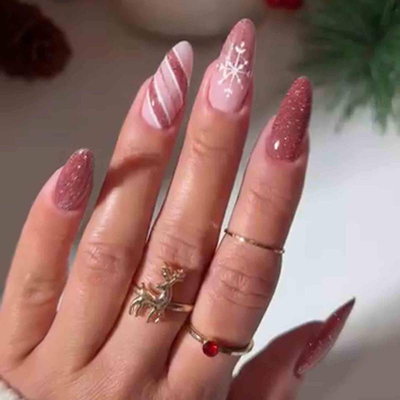 Pink Glitter Nails, Handmade Press On Nail Set, Christmas Holiday Style, Snowflake & Candy Cane Design, Winter Festive Nails von Etsy - BrandlDesigns