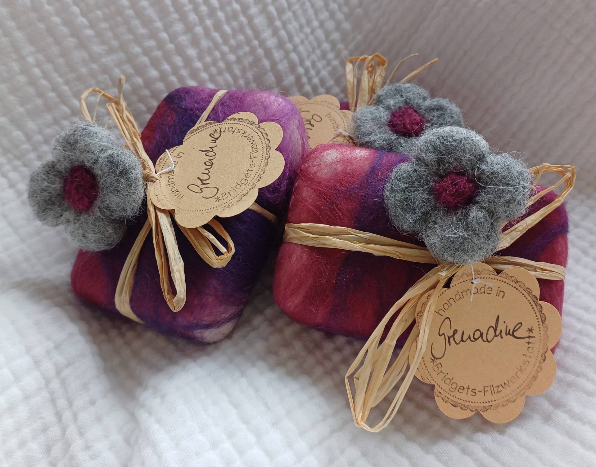 Filz-Seife "Grenadine" Das Besondere Geschenk Filz-Seife "Grenadine" Das Besondere Geschenk von Etsy - BridgetsWelt