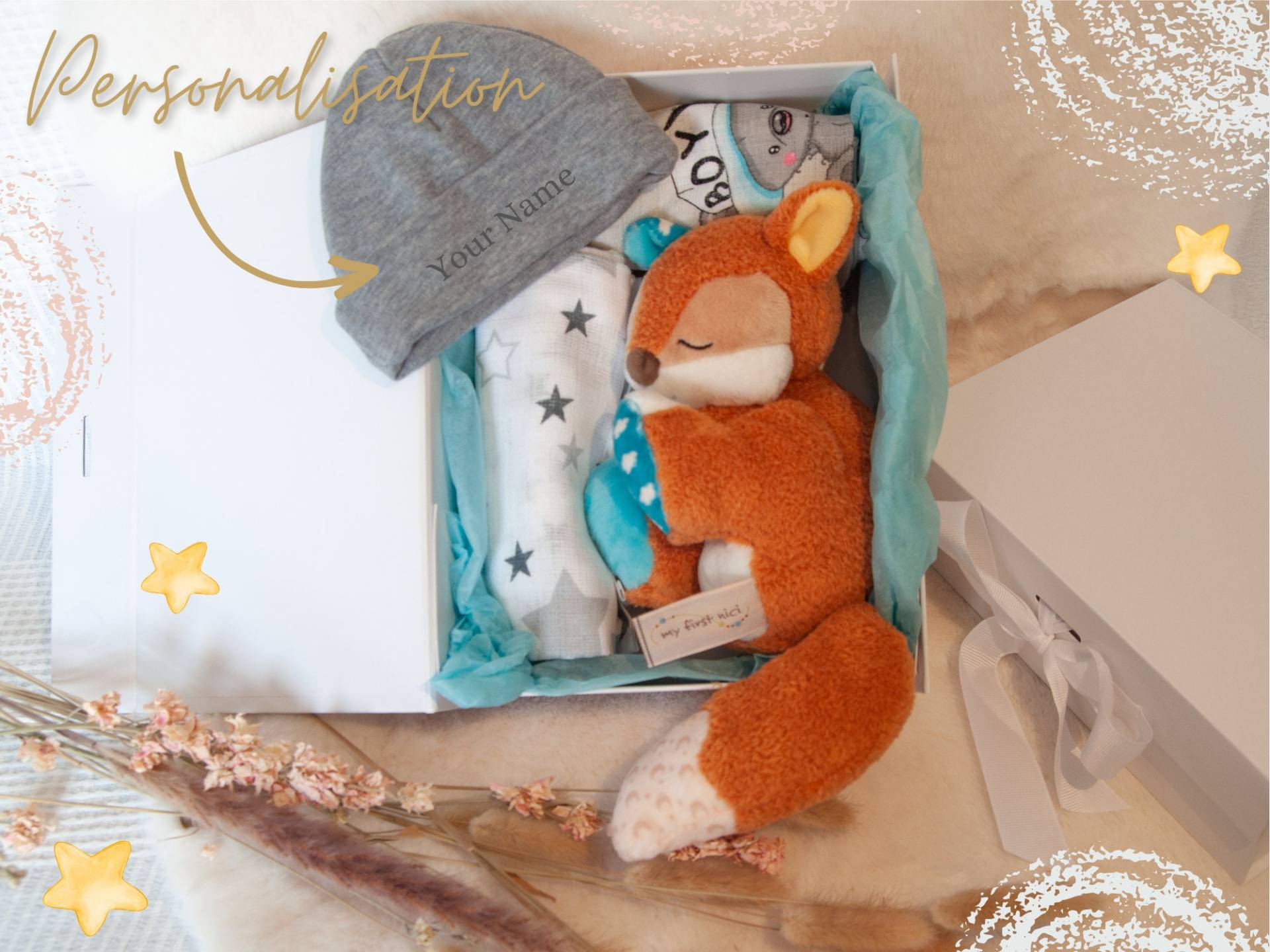 Baby Geschenk Set Personalisiert in Geschenkbox "Grey Star" Mütze Bestickt, 1 Kuscheltier 2 Baumwoll-Musselin Tücher, 4 Verschiedene Sets Baby Geschenk Set Personalisiert in Geschenkbox "Grey Star" Mütze Bestickt, 1 Kuscheltier 2 Baumwoll-Musselin Tücher, 4 Verschiedene Sets von Etsy - BroideryBox
