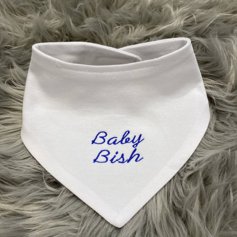 Besticktes Weißes Halstuch Baby Lätzchen von Etsy - Broughtonandco