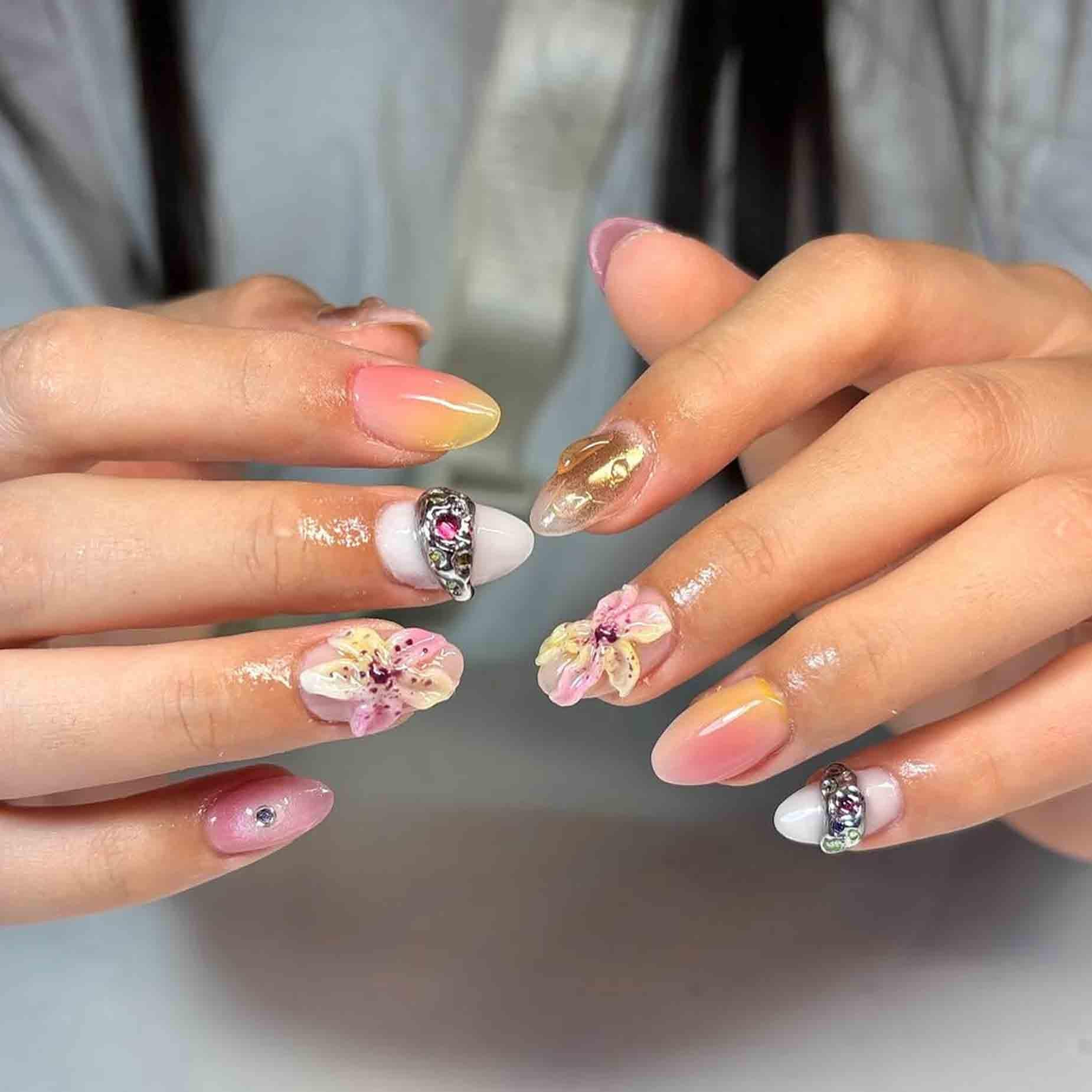 Handmade Floral Press On Nails | Custom Yellow Pink Ombre With 3D Sculpted Flowers, Chrome Accents & Rhinestones Long Elegant Set Handmade Floral Press On Nails | Custom Yellow Pink Ombre With 3D Sculpted Flowers, Chrome Accents & Rhinestones Long Elegant Set von Etsy - BulczZun