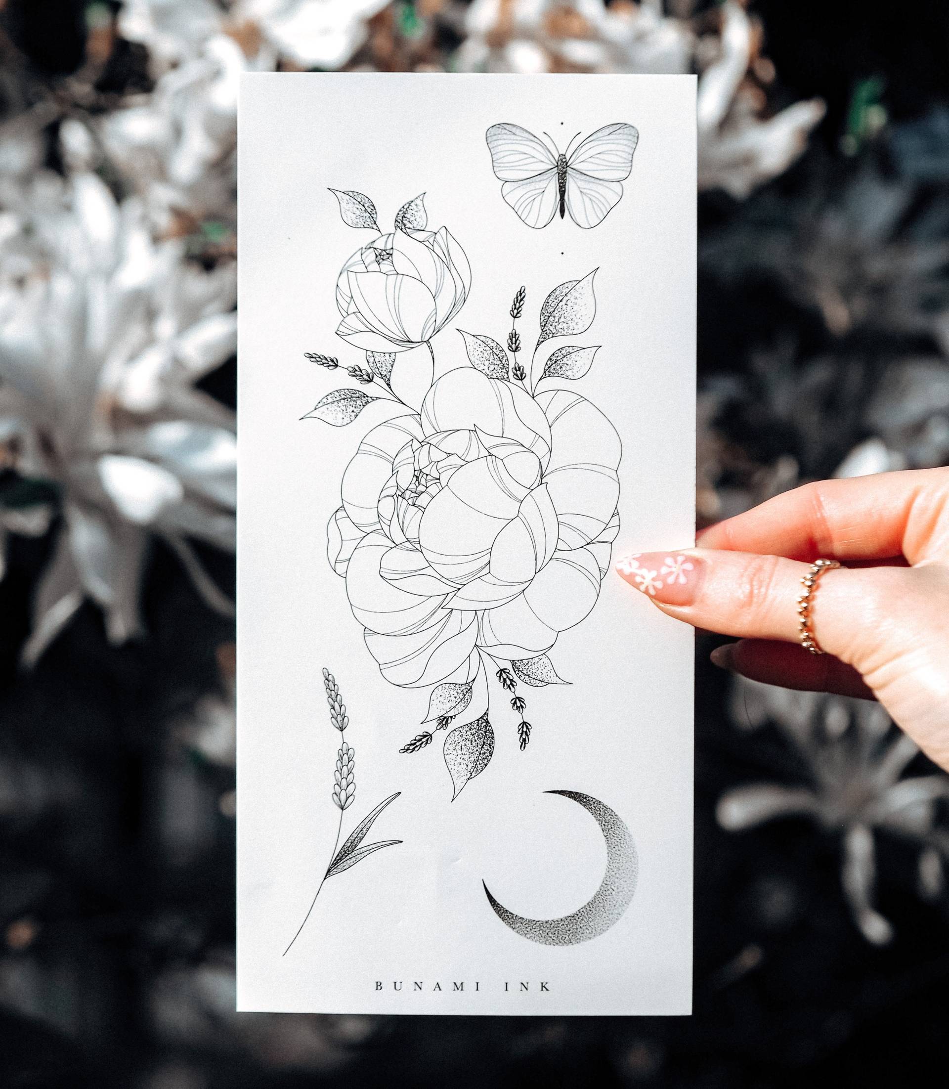 Temporäre Tattoos Florale Pfingstrose Schmetterling Lavendel Mondsichel Temporäre Tattoos Florale Pfingstrose Schmetterling Lavendel Mondsichel von Etsy - BunamiInk