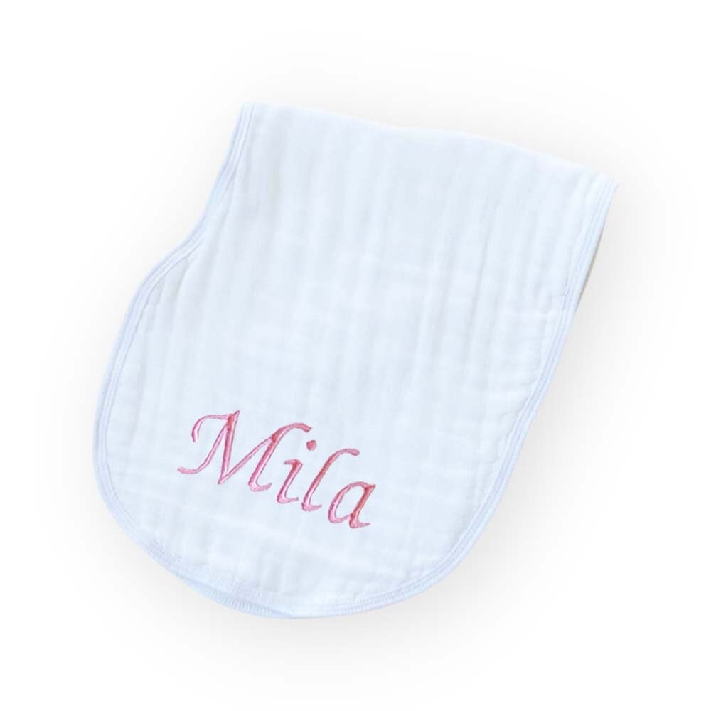 Personalisiertes Baby Spucktuch Lätzchen, Monogramm Spucktuch, Vielseitiges Musselin Anpassbares Baby-Dusche-Geschenk von Etsy - BundledBabyShop