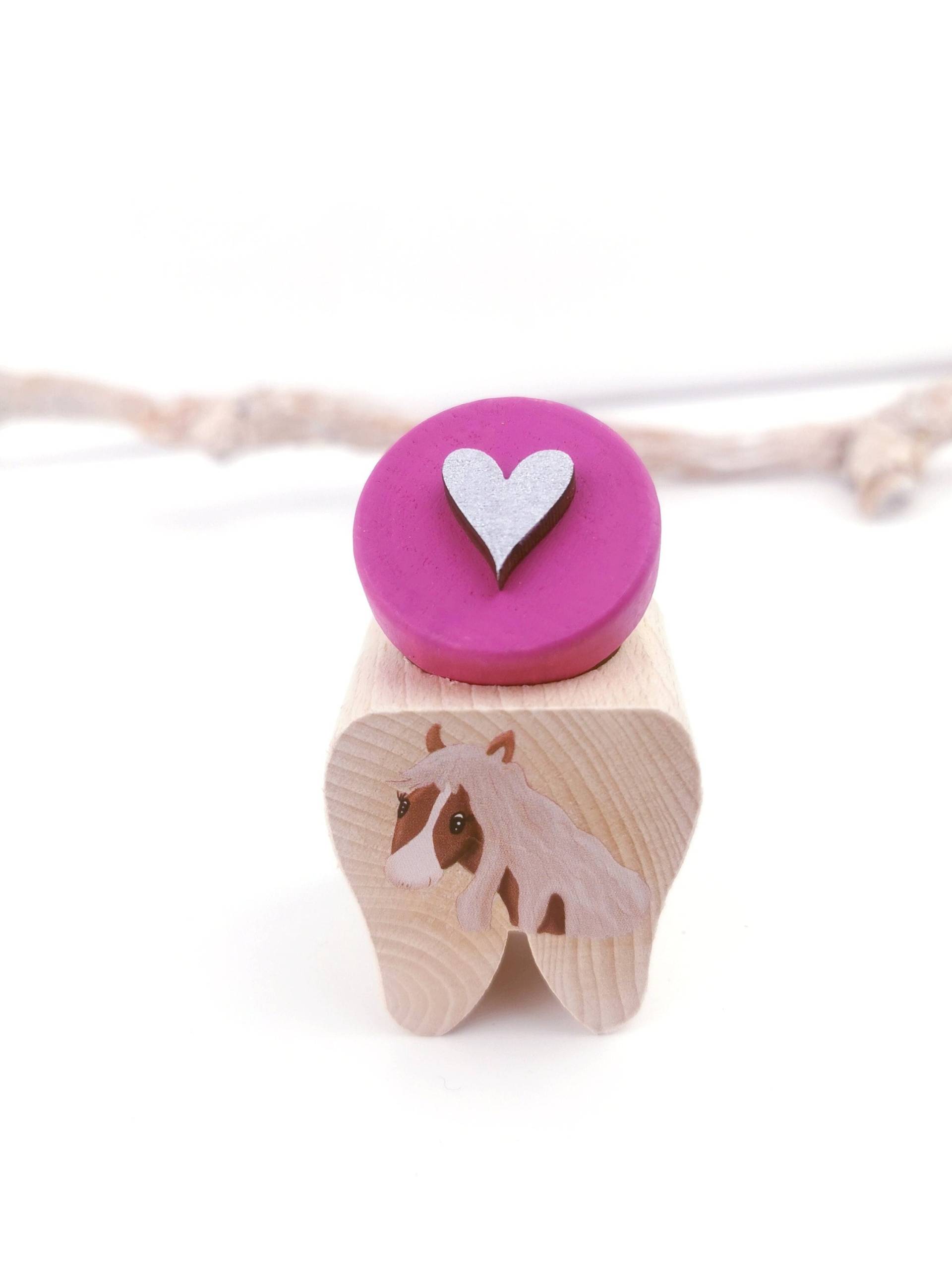 Personalisierte Zahndose Mit Süßem Pferd Aus Holz Namensgravur, Pferd, Pink, Mädchen, Name Personalisierte Zahndose Mit Süßem Pferd Aus Holz Namensgravur, Pferd, Pink, Mädchen, Name von Etsy - BuntesBienchen
