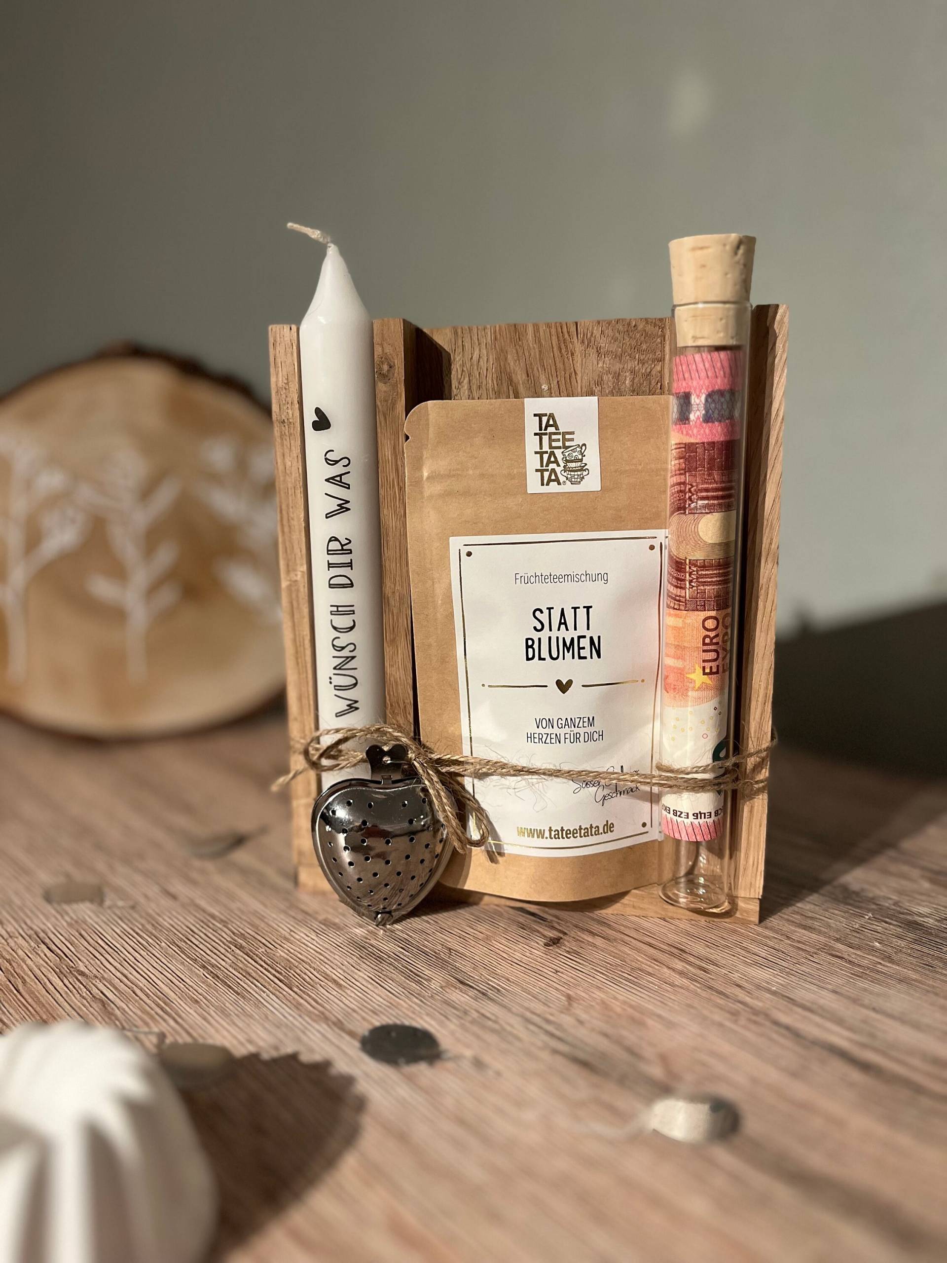 Geschenkset Kerze | Tee Happy Birthday Muttertag Geburtstagsgeschenk Gutschein Geldgeschenk von Etsy - BurkiKreativ