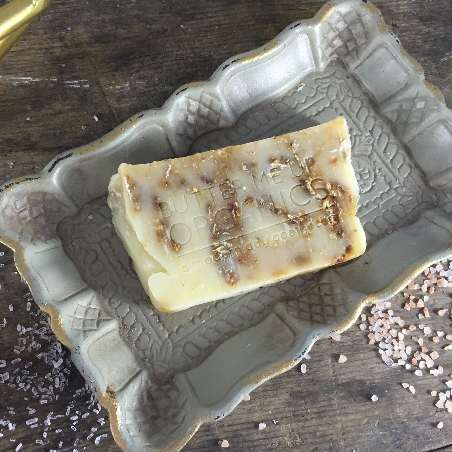 Bio-Hafer Und Honig Seife Von Butter Me Up Organics/Ganz Natürlich Mit Liebe Gemacht Bio-Hafer Und Honig Seife Von Butter Me Up Organics/Ganz Natürlich Mit Liebe Gemacht von Etsy - ButterMeUpOrganics
