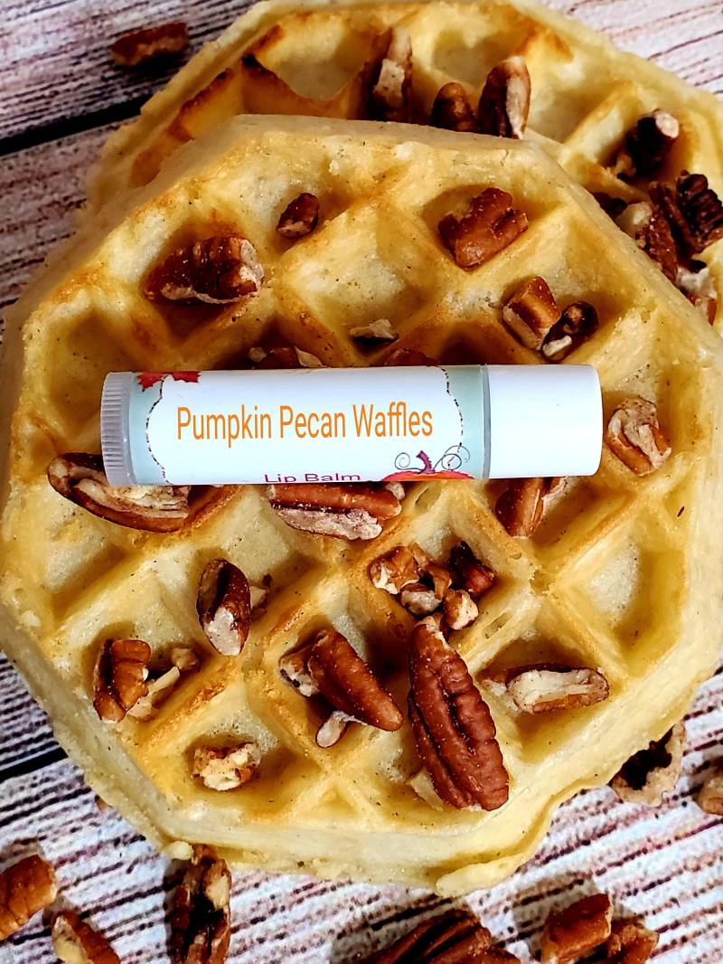 Kürbis Pekannuss Waffeln Duftender Lippenbalsam | Waffel Gastgeschenke Herbst von Etsy - ButterflyBlissShop