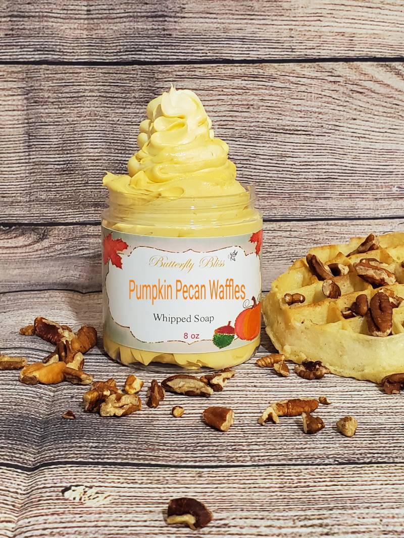 Kürbis-Pekannuss-Waffeln Schlagseife | Waffel Duftende Geschlagene Seife Kürbis Duftseife Pekannuss Bäcker-Duftseife von Etsy - ButterflyBlissShop