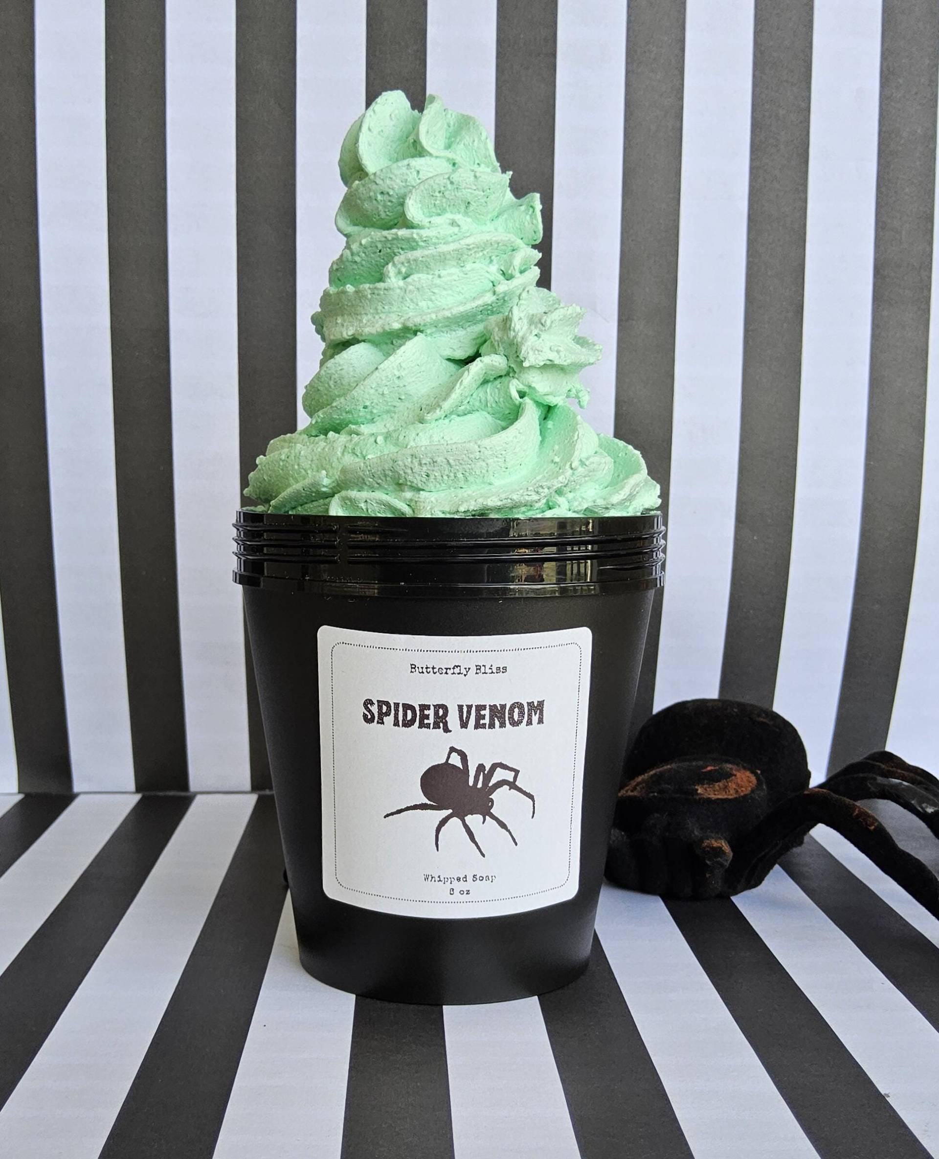 Spinnengift-Schlagseife | Spinnenschlagseife Orangenduftende Seife Blutorange Spinnen Orangen Spinne Gastgeschenk von Etsy - ButterflyBlissShop