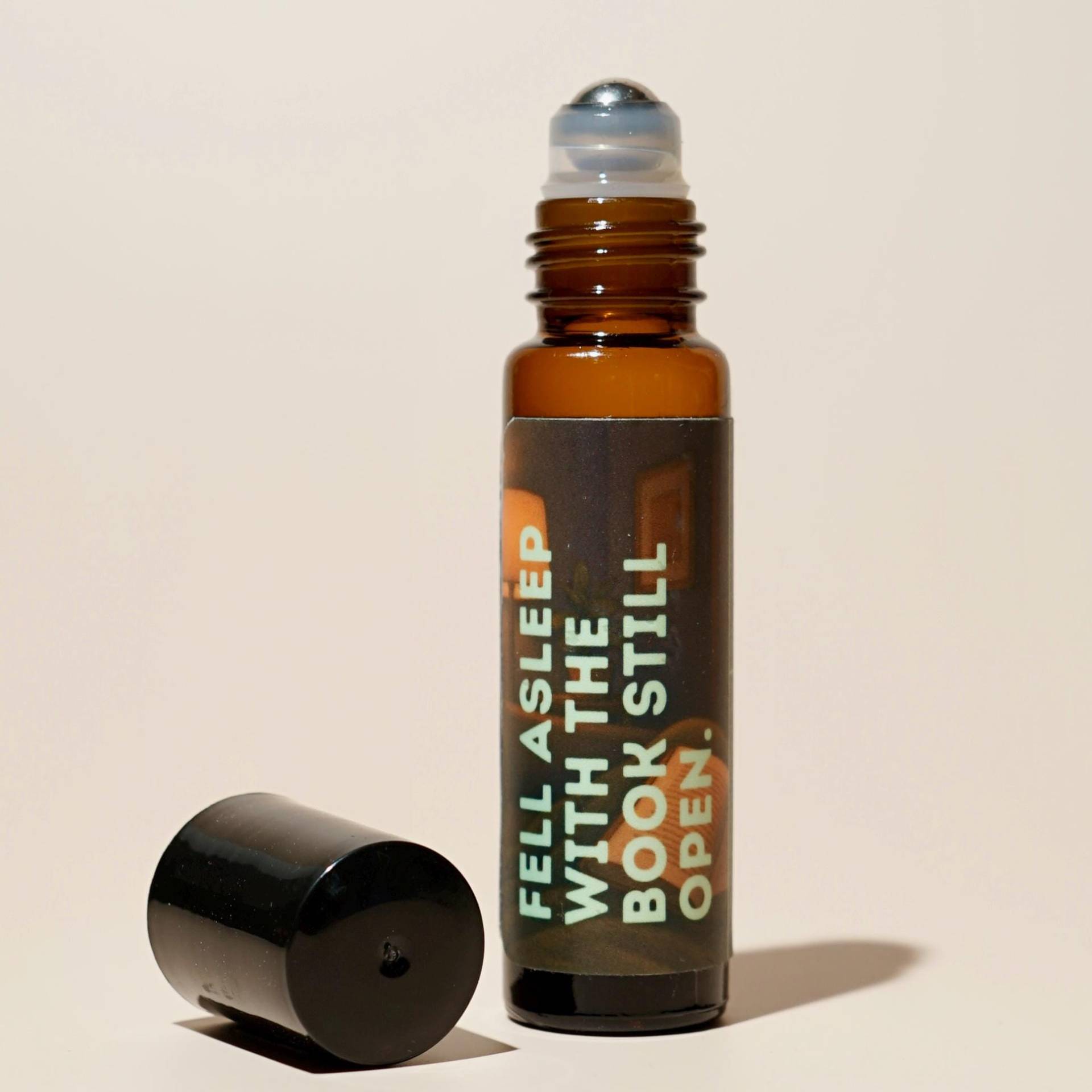 Duft Roller "Fell Asleep With The Book Still Open." - Parfüm Roll-On, 10 Ml Duft Roller "Fell Asleep With The Book Still Open." - Parfüm Roll-On, 10 Ml von Etsy - ByeByeYesterdayShop