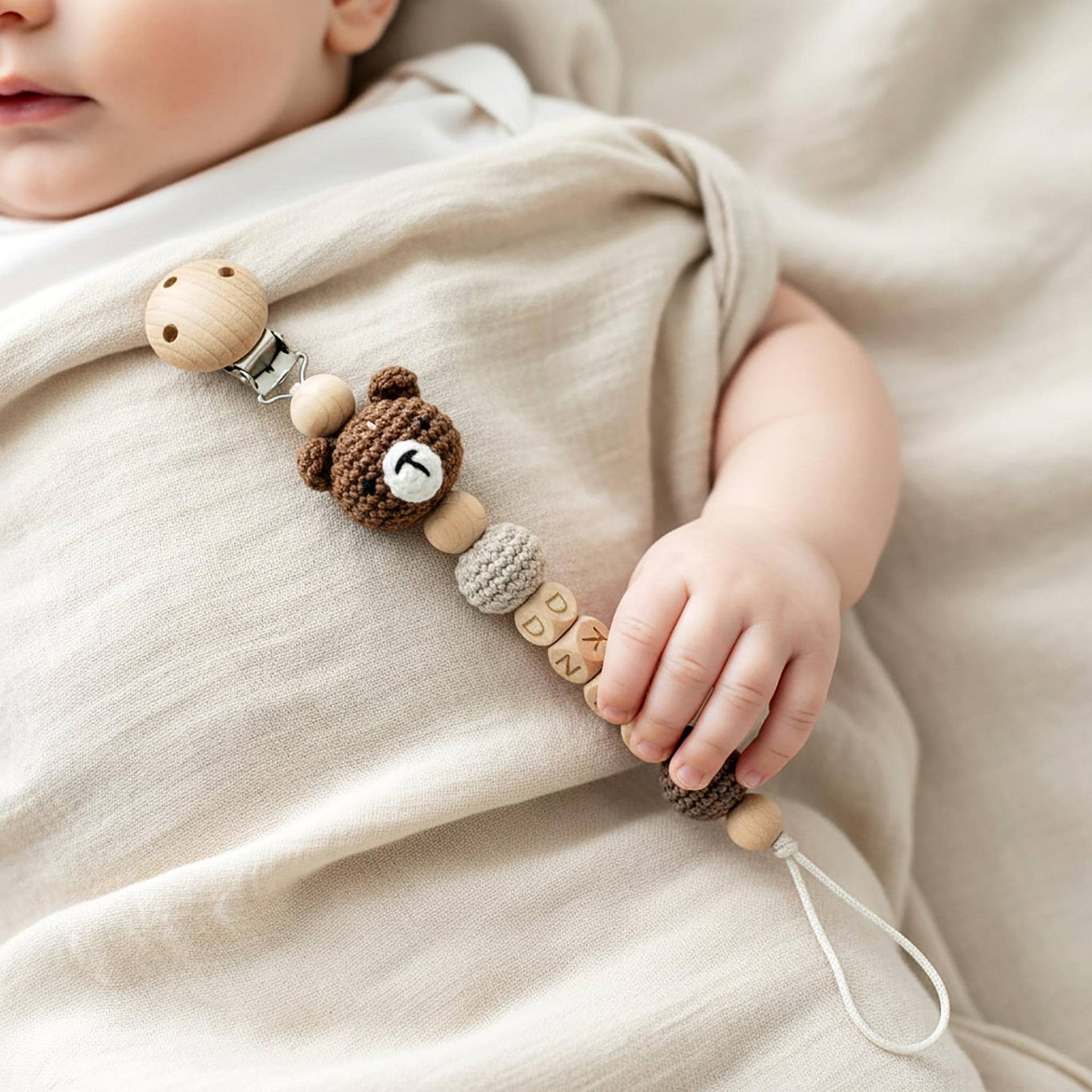 Personalized Pacifier Clip With Crochet Animal - Custom Name Wooden Soother Holder For Newborn Baby Personalized Pacifier Clip With Crochet Animal - Custom Name Wooden Soother Holder For Newborn Baby von Etsy - CEvvShop