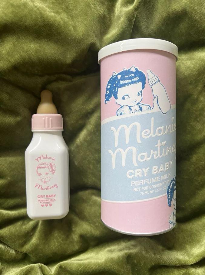 Melanie Martinez Crybaby Perfume Milk Full Bottle With Original Packaging von Etsy - CIORIMAN