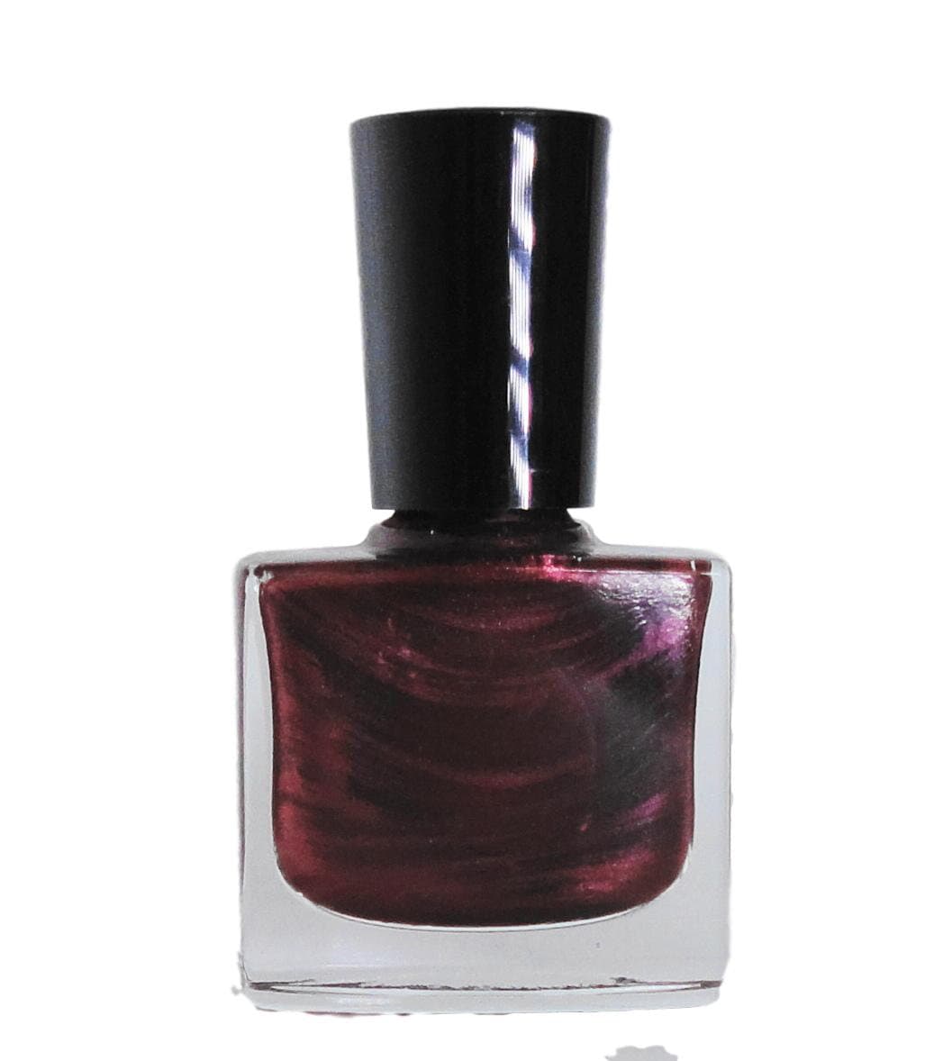 Nagellack Bodacious Burgundy Rot Irisierend Vegan Nägel Frei Von Harten Chemikalien Indie Glänzend Glänzend Maniküre von Etsy - CRUSHCOSMETICS