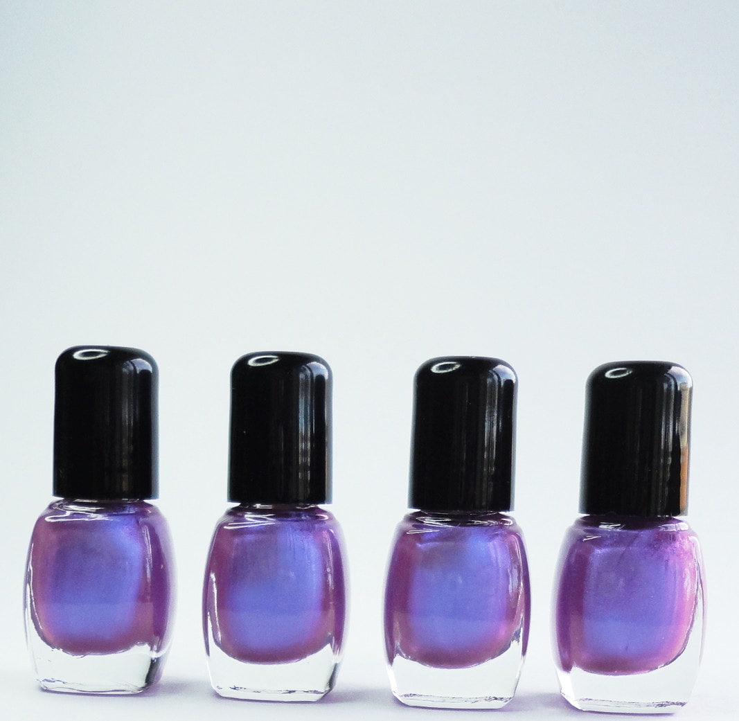 Posh Lila Nagellack Blau Violet Duo Chrome, Vegan Freundlich von Etsy - CRUSHCOSMETICS