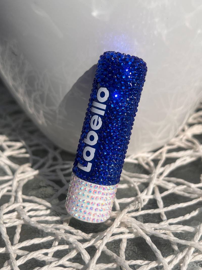Bling Lippenbalsam Komplett Aus Strasssteinen Blingbling Glitzer Diamonds Blinged Glow Lippenstift von Etsy - CRoccoDesign