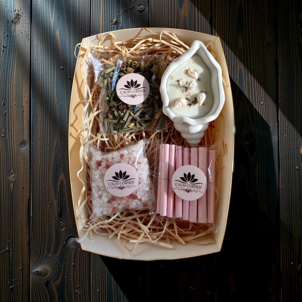 Spa Geschenkbox Für Frauen Kerze, Tee, Badesalz & Karten Zur Selbstliebe von Etsy - CalmCornerGifts