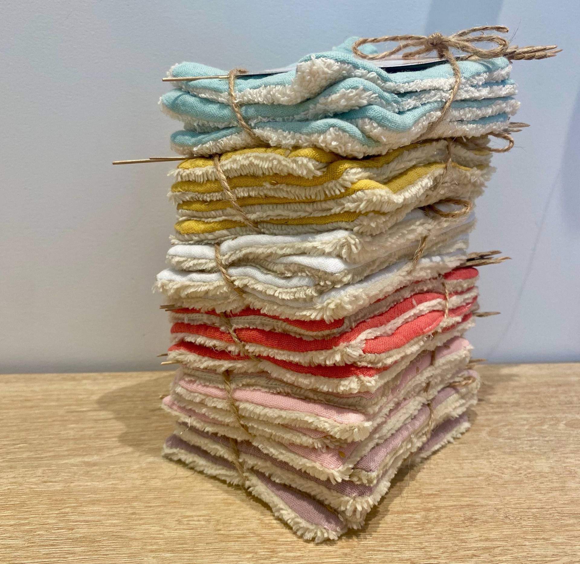 Set Mit 4 Wattepads Zum Abschminken Bio-Schwamm. Abmessungen 8x10cm. Ideal Für Den Alltag. Maschinenwäsche Bis 40 Oc Set Mit 4 Wattepads Zum Abschminken Bio-Schwamm. Abmessungen 8x10cm. Ideal Für Den Alltag. Maschinenwäsche Bis 40 Oc von Etsy - Camiline