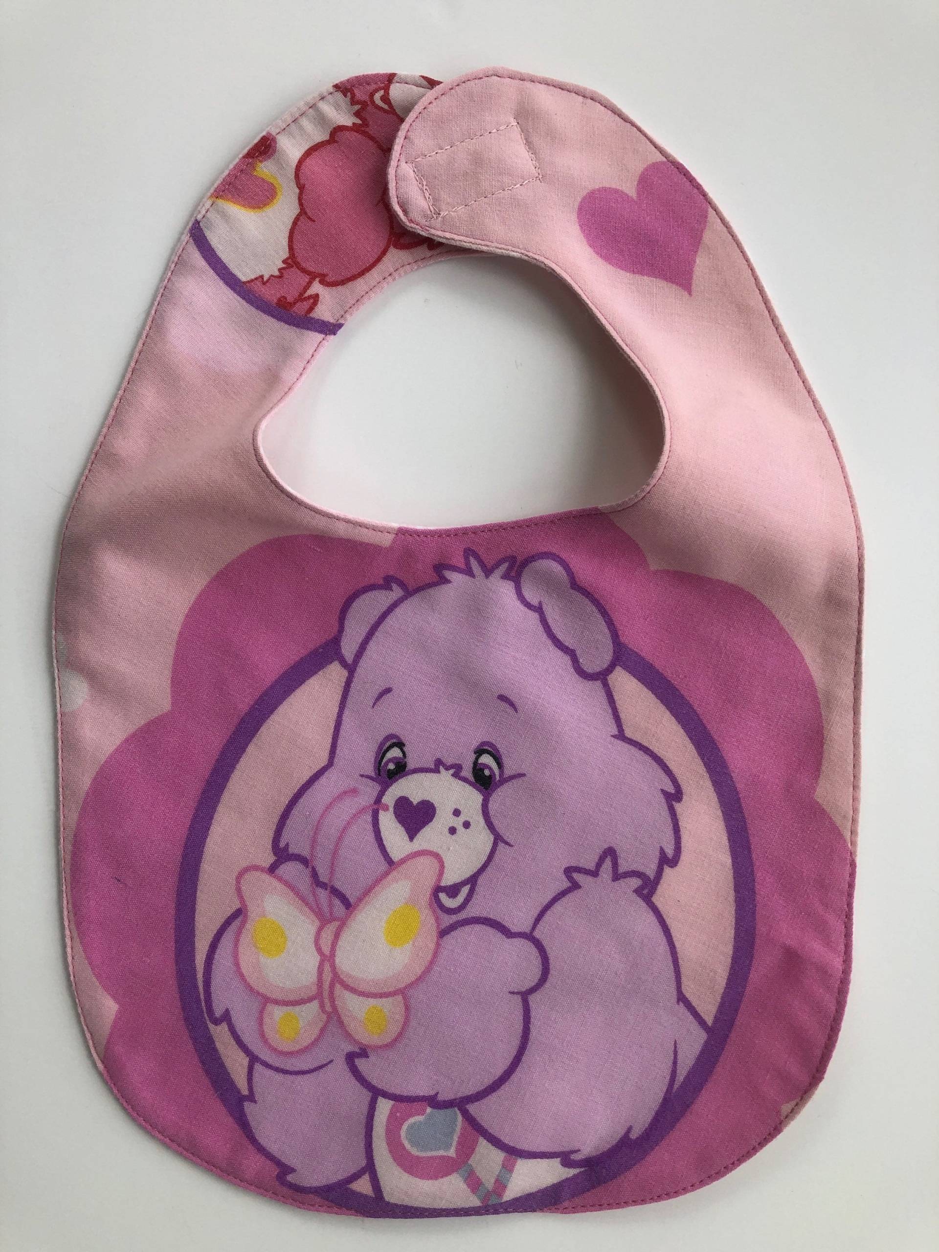 Pflegebär-Lätzchen, Anteil Bär, Schmetterling, Lila Lavendel, Recyceltes Vintage-Lätzchen, 80Er Jahre Pflegebär, Wendetuch, Nostalgie, Baby Pflegebär-Lätzchen, Anteil Bär, Schmetterling, Lila Lavendel, Recyceltes Vintage-Lätzchen, 80Er Jahre Pflegebär, Wendetuch, Nostalgie, Baby von Etsy - CanzaliaVintage