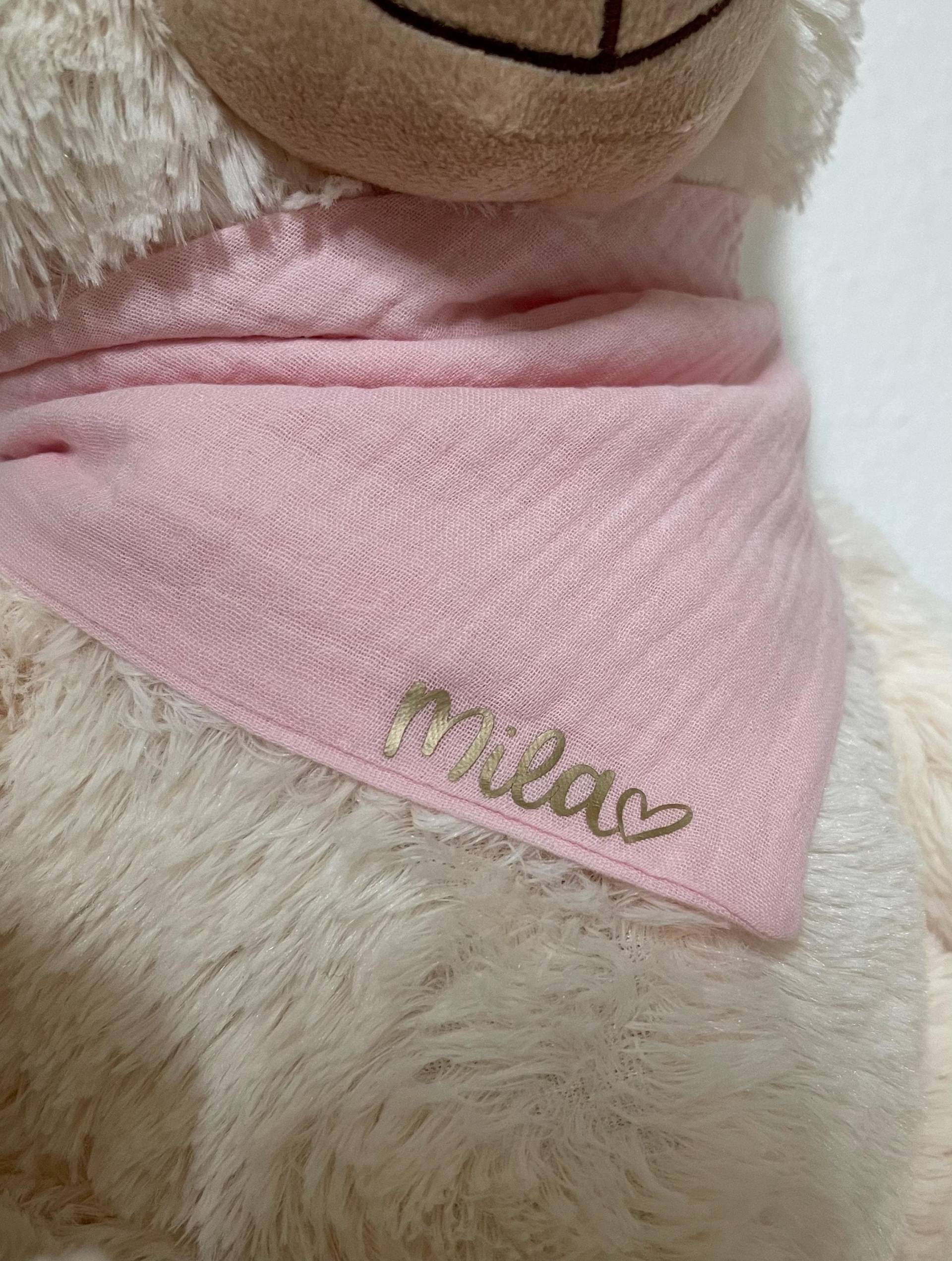 Liebevoll Personalisiertes Musselin Lätzchen - Mit Name, Wunschschrift- Und Farbe Geschenk Zur Geburt von Etsy - CarinasKreativEckeDE