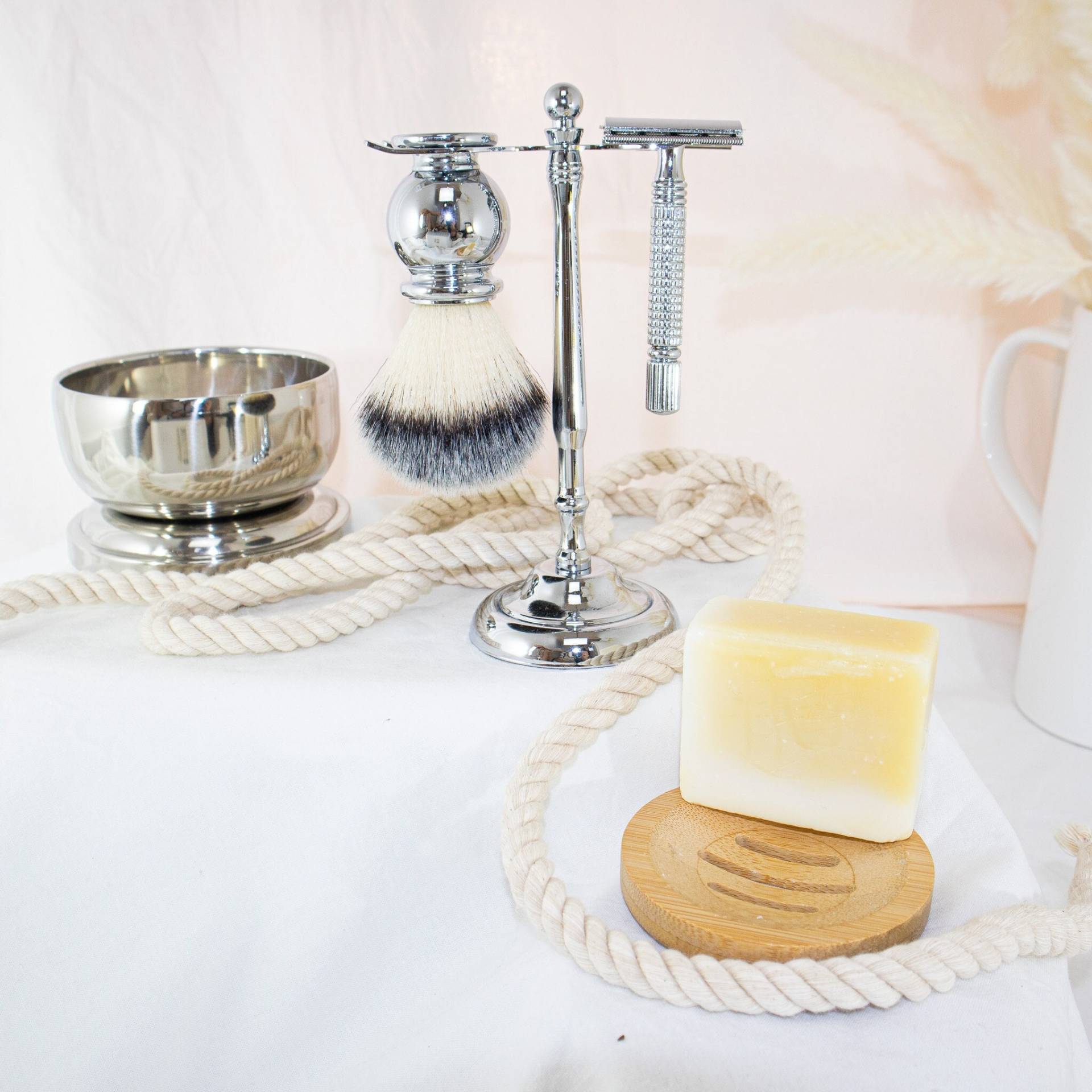 Premium Chrom Rasierständer Set - Inkl. Rasierhobel, Rasierpinsel, Rasierständer- Hochwertiges Rasierset Für Dein Badezimmer Premium Chrom Rasierständer Set - Inkl. Rasierhobel, Rasierpinsel, Rasierständer- Hochwertiges Rasierset Für Dein Badezimmer von Etsy - CaringKoala