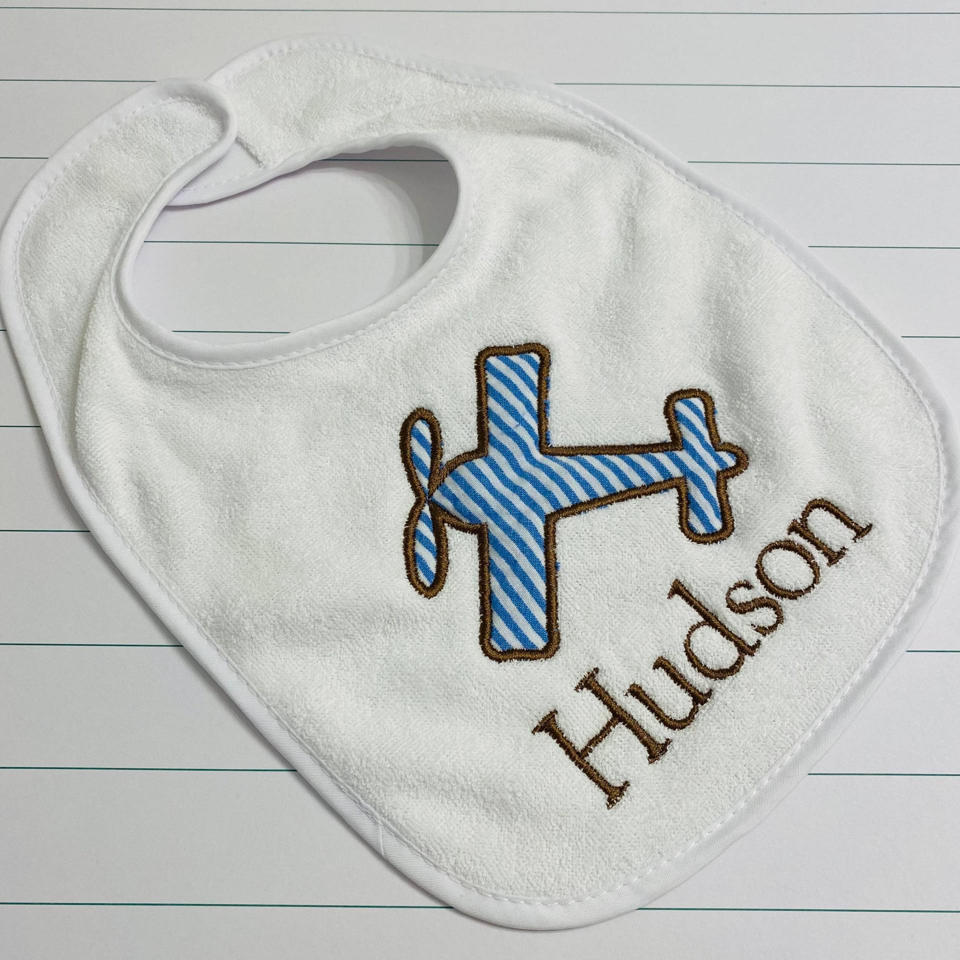 Besticktes Flugzeug Lätzchen Personalisiertes Geschenk Für Piloten von Etsy - CarolinaMonogramCo